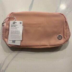Lululemon Everywhere Belt Bag Deco Pink 1L New